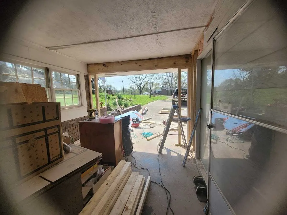 Air movers and dehumidifier for Water Mitigation Services in Yorktown